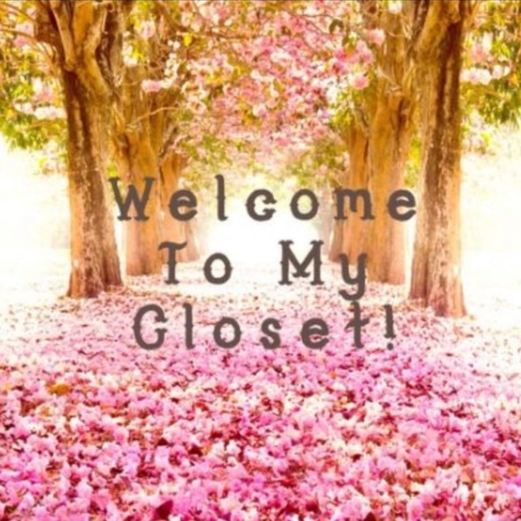 Meet your Posher, Whitney - Picture 4 of 13